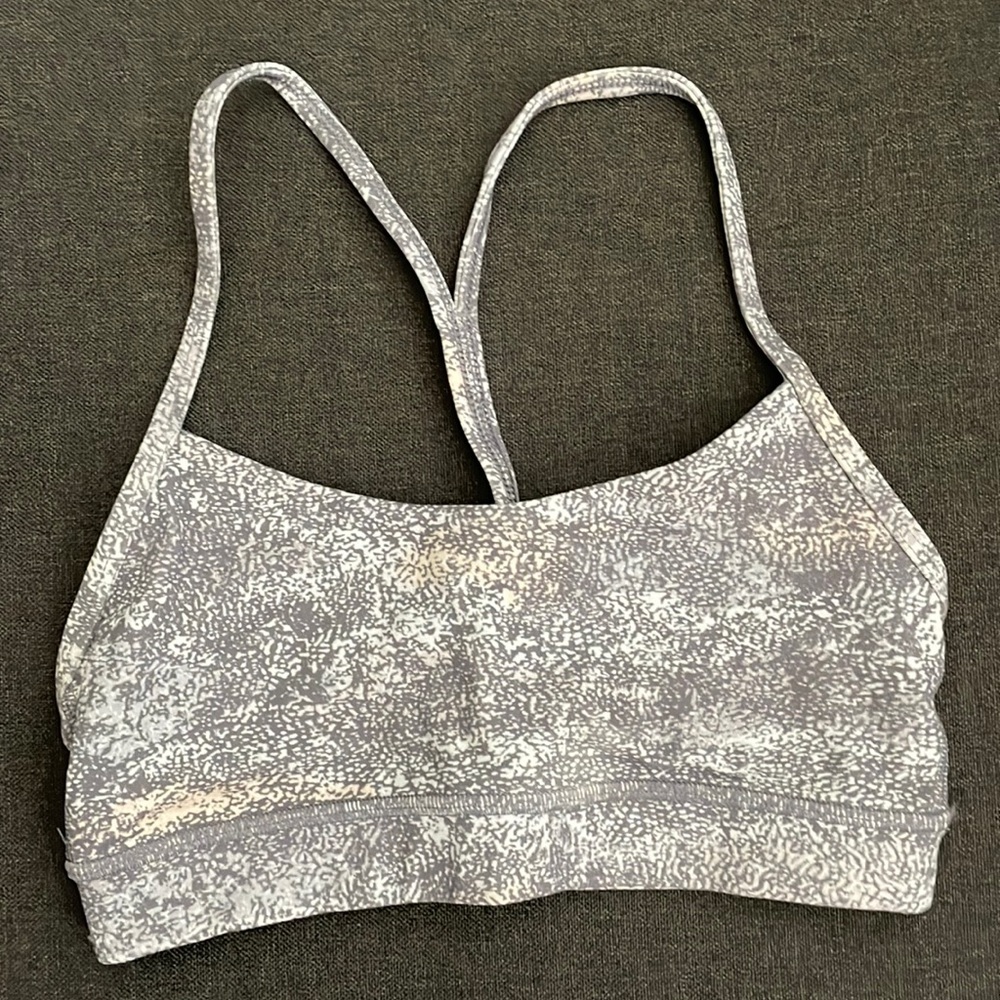 Lululemon Flow Y Sports Bra. Size 2.